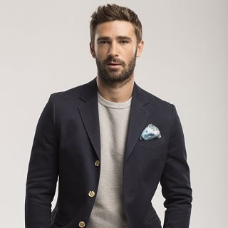 Win 4 London2 Pocket Squares Worth £100