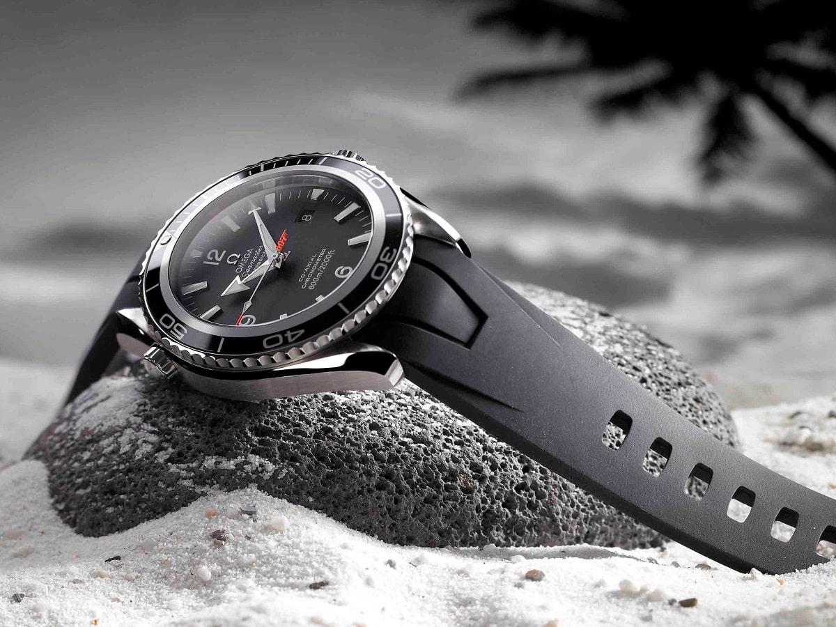 - Omega Seamaster Planet Ocean Casino Royale