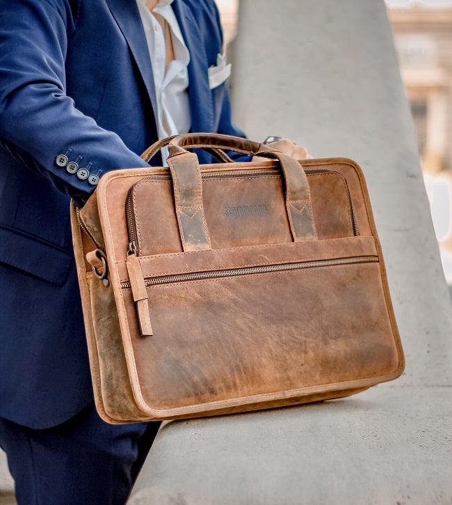 Win a £177 Scaramanga Citylander Briefcase