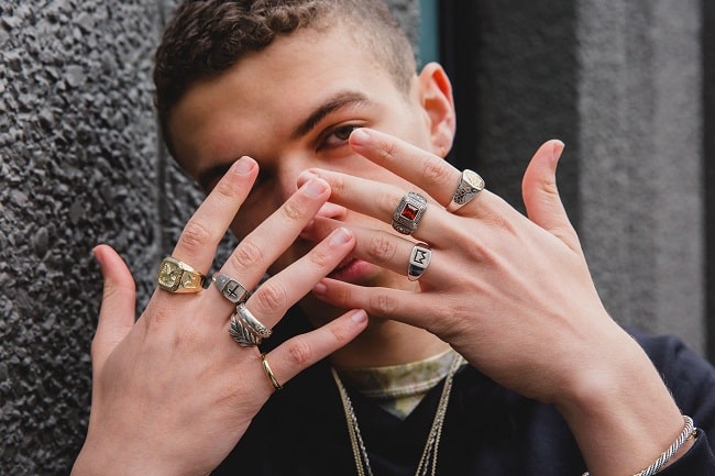 The Unstoppable Rise of Men’s Jewellery